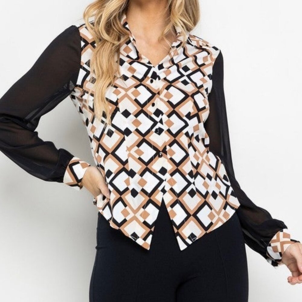 New  Cese Femme Medium taupe printed blouse.